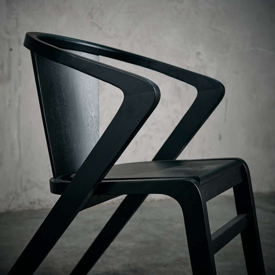 SILLA CICLO NEGRA