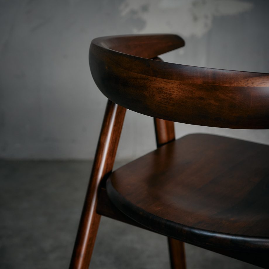 Silla Curvilínea Nogal