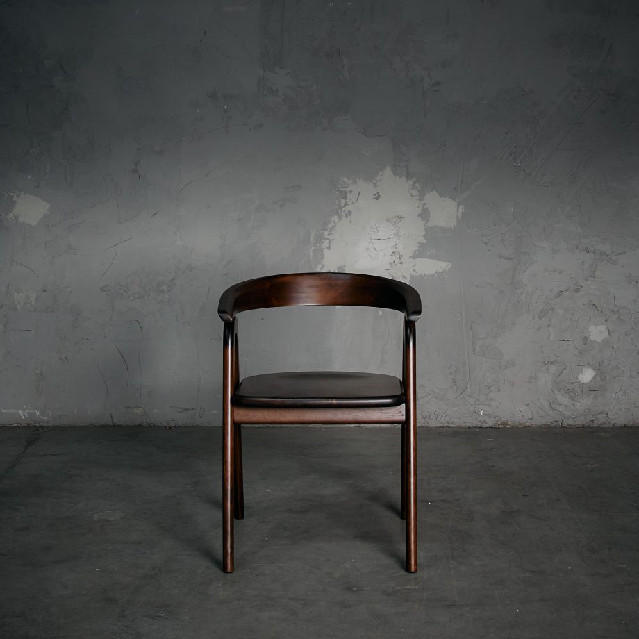 Silla Curvilínea Nogal