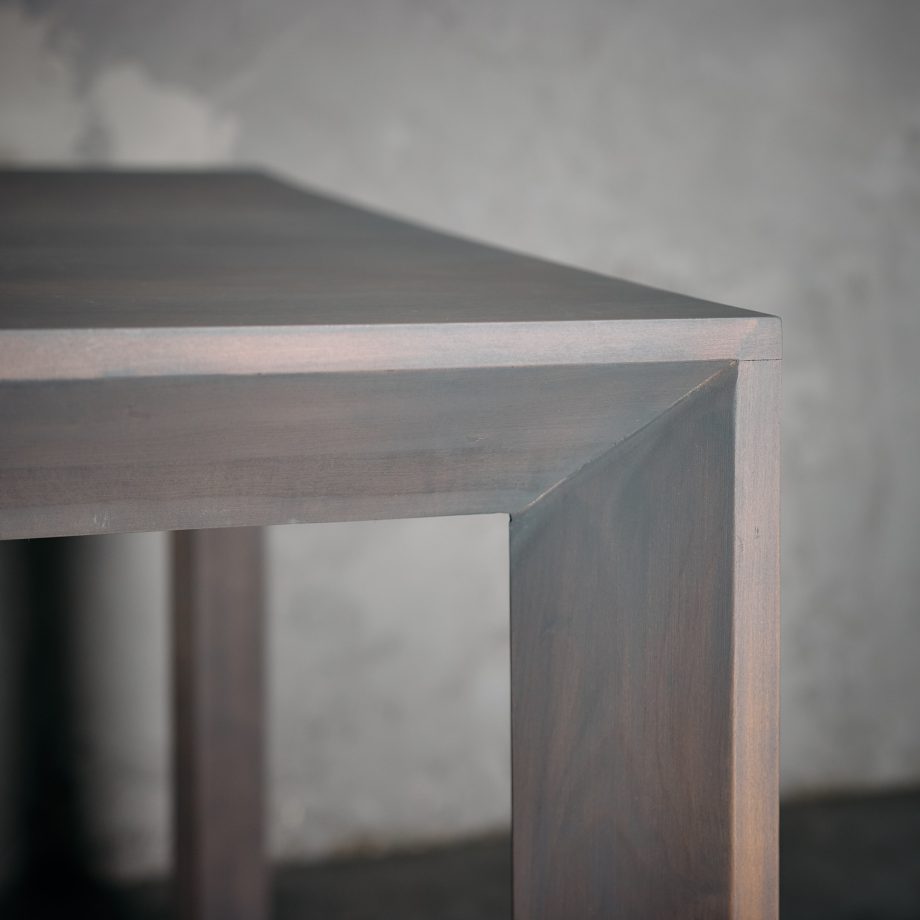 Mesa Diagonales 220 gris claro liso